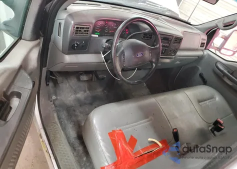 2002 Ford F250 Super Duty from USA, damaged, VIN 1FDNX20L02ED13543